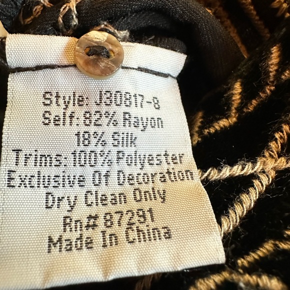 Johnny Was Embroidered Black Velvet Dress size S - Picture 8 of 8